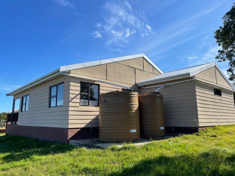 2 Bedroom Property for Sale in Bathurst Eastern Cape